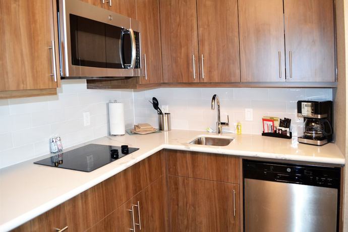 Imagen de la habitación del Hotel Staybridge Suites Red Deer North by IHG. Foto 15