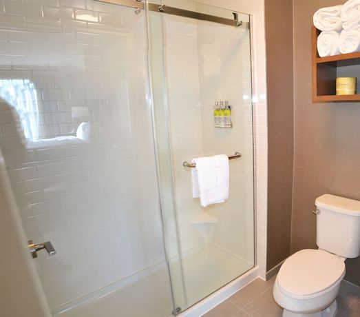 Imagen de la habitación del Hotel Staybridge Suites Red Deer North by IHG. Foto 16