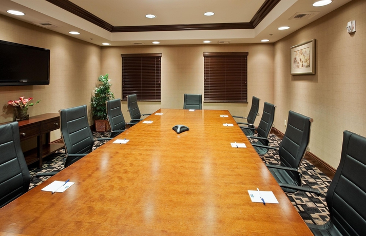 Imagen de los interiores del Hotel Staybridge Suites Reno, An Ihg. Foto 8