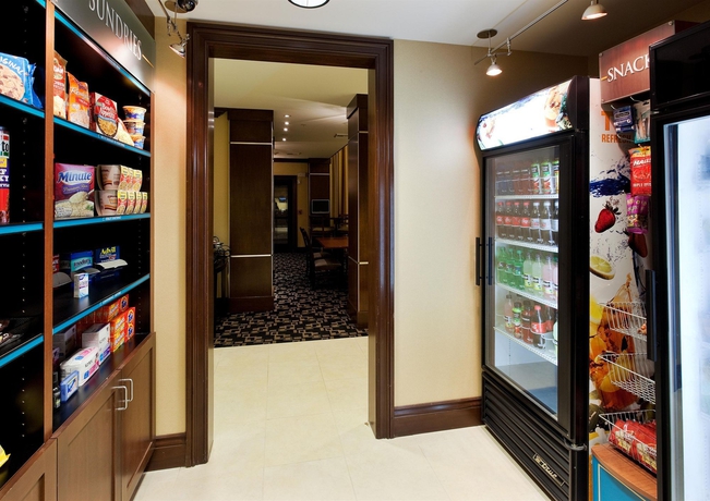 Imagen del bar/restaurante del Hotel Staybridge Suites Reno, An Ihg. Foto 3