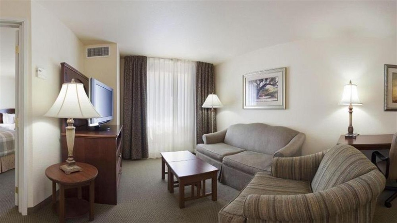 Imagen de los interiores del Hotel Staybridge Suites Sacramento Airport Natomas, An Ihg. Foto 11