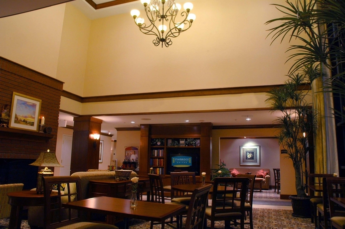 Imagen de los interiores del Hotel Staybridge Suites Sacramento Airport Natomas, An Ihg. Foto 15