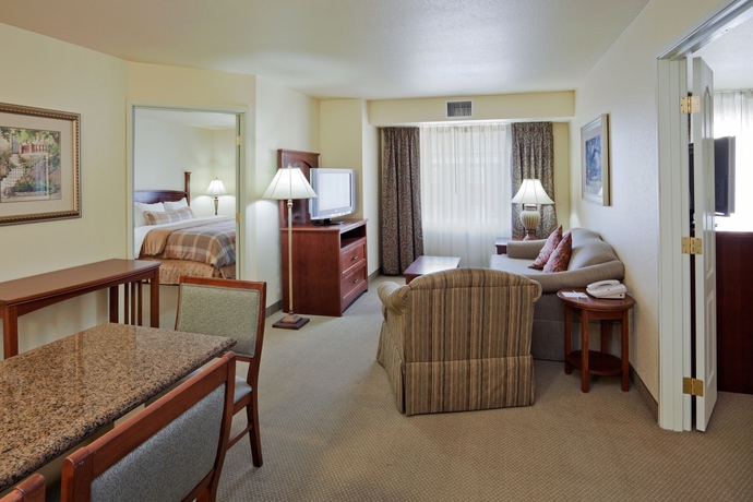 Imagen de la habitación del Hotel Staybridge Suites Sacramento Airport Natomas, An Ihg. Foto 6