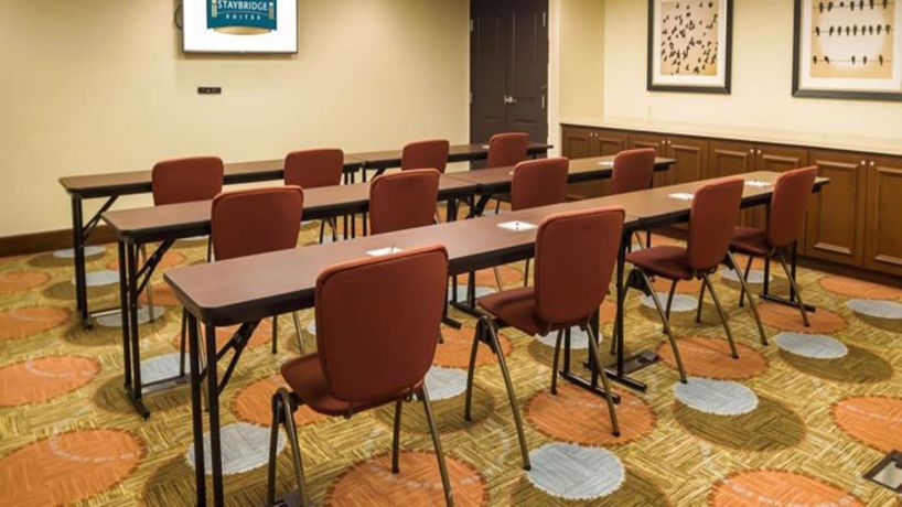 Imagen de los interiores del Hotel Staybridge Suites Sacramento - Folsom. Foto 11