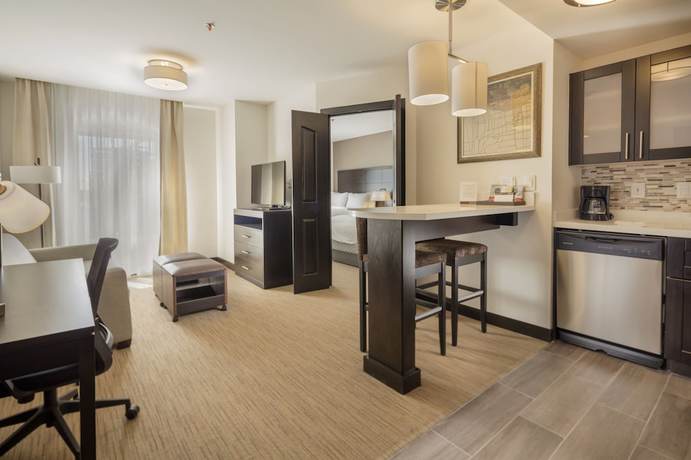 Imagen de la habitación del Hotel Staybridge Suites Saltillo, An Ihg. Foto 5