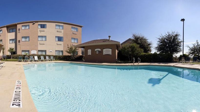 Imagen de la piscina del Hotel Staybridge Suites San Angelo, an IHG. Foto 20