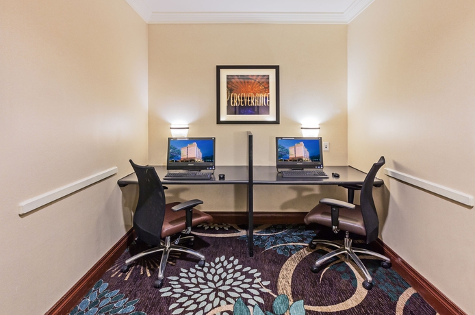 Imagen de los interiores del Hotel Staybridge Suites San Antonio Downtown Conv Ctr, An Ihg. Foto 13