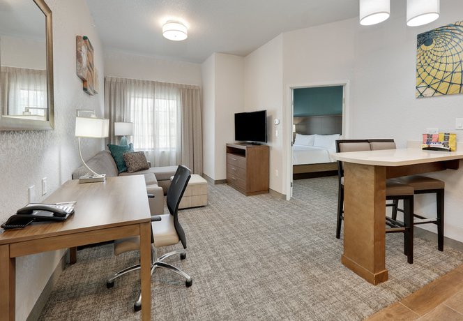 Imagen de la habitación del Hotel Staybridge Suites San Antonio - Schertz , an IHG. Foto 5
