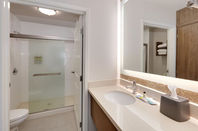 Imagen de la habitación del Hotel Staybridge Suites San Antonio - Schertz , an IHG. Foto 15