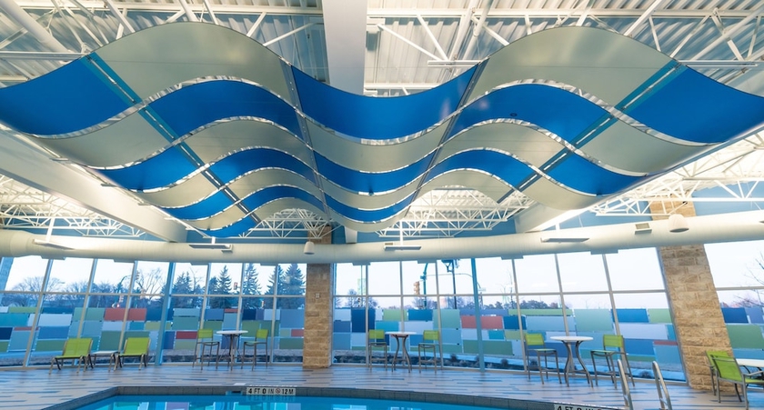 Imagen de la piscina del Hotel Staybridge Suites - Saskatoon - University. Foto 19
