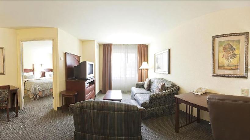 Imagen de la habitación del Hotel Staybridge Suites Savannah Airport - Pooler, An Ihg. Foto 7