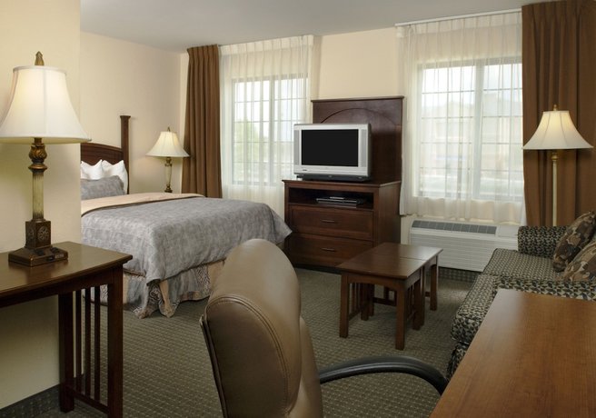 Imagen de la habitación del Hotel Staybridge Suites Savannah Airport - Pooler, An Ihg. Foto 8