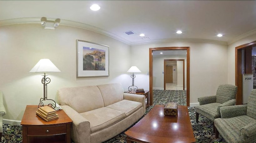 Imagen de los interiores del Hotel Staybridge Suites Savannah Airport - Pooler, An Ihg. Foto 19