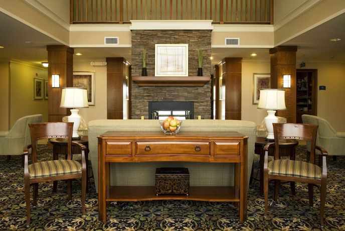 Imagen de los interiores del Hotel Staybridge Suites Savannah Airport - Pooler, An Ihg. Foto 20