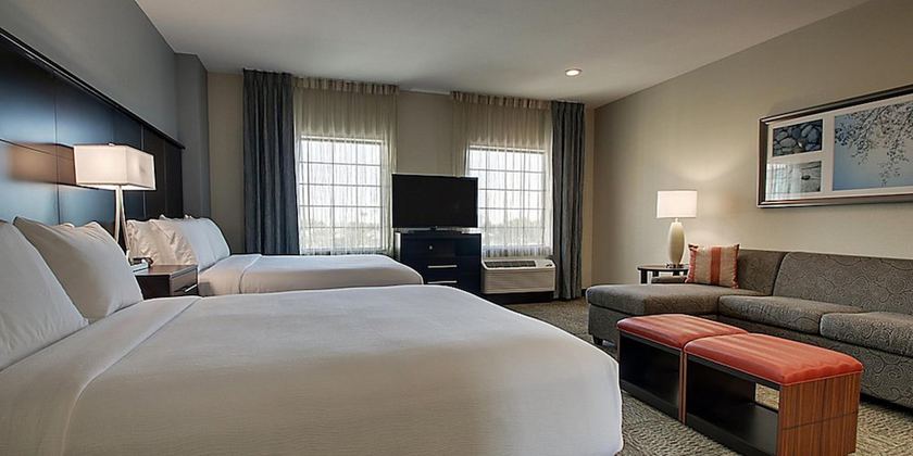Imagen de la habitación del Hotel Staybridge Suites Scottsdale - Talking Stick, an IHG. Foto 11