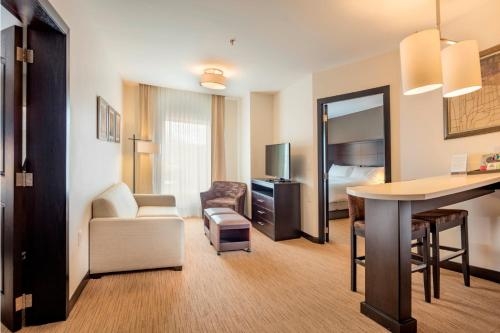 Imagen general del Hotel Staybridge Suites Silao, An Ihg. Foto 1