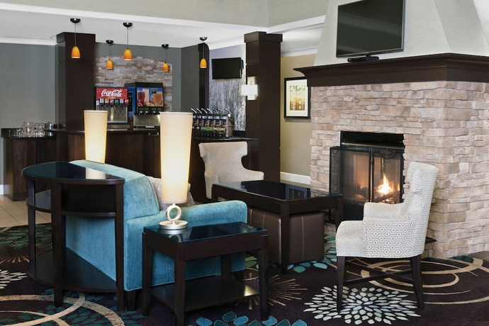 Imagen de los interiores del Hotel Staybridge Suites South Springfield, An Ihg. Foto 17