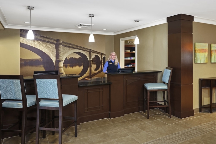 Imagen de los interiores del Hotel Staybridge Suites South Springfield, An Ihg. Foto 19