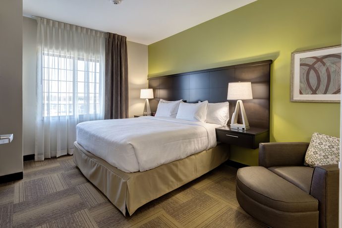 Imagen de la habitación del Hotel Staybridge Suites St Louis - Westport, An Ihg. Foto 15