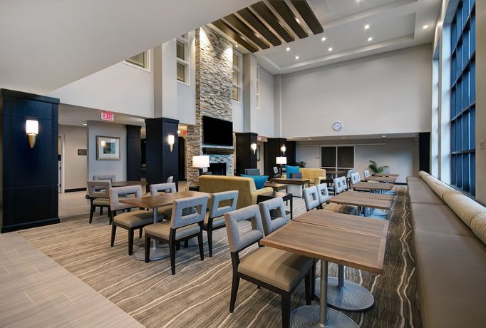 Imagen de los interiores del Hotel Staybridge Suites Sterling Heights -Detroit Area, an IHG. Foto 15