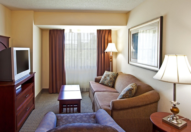 Imagen de los interiores del Hotel Staybridge Suites Tampa East - Brandon, An Ihg. Foto 9