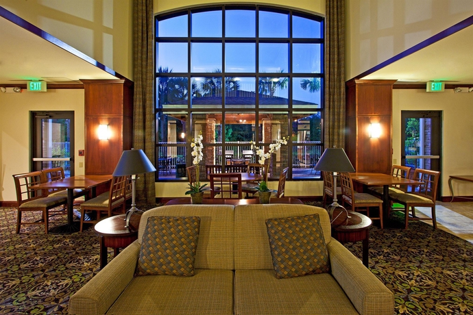 Imagen de los interiores del Hotel Staybridge Suites Tampa East - Brandon, An Ihg. Foto 11