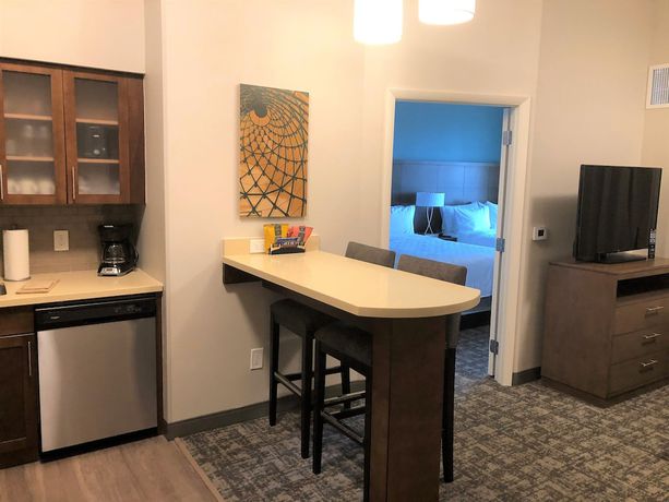 Imagen de la habitación del Hotel Staybridge Suites Vero Beach, an IHG. Foto 2