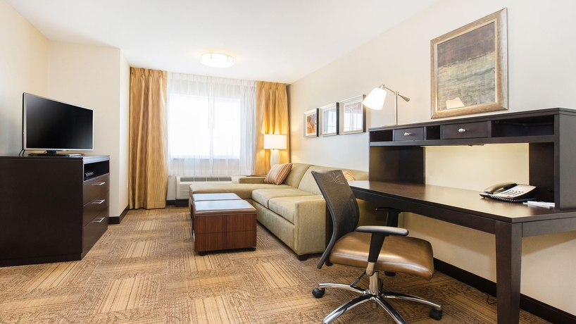 Imagen de los interiores del Hotel Staybridge Suites West Edmonton, An Ihg. Foto 9