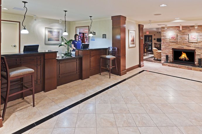Imagen de los interiores del Hotel Staybridge Suites Wichita, An Ihg. Foto 20