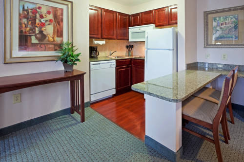 Imagen de la habitación del Hotel Staybridge Suites Wilmington - Brandywine Valley. Foto 6