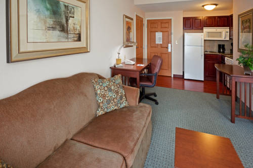 Imagen de la habitación del Hotel Staybridge Suites Wilmington - Brandywine Valley. Foto 8