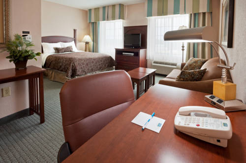Imagen de la habitación del Hotel Staybridge Suites Wilmington - Brandywine Valley. Foto 9