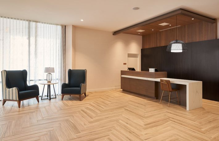 Imagen del bar/restaurante del Hotel Staybridge Suites Wilmington Downtown, an IHG. Foto 3