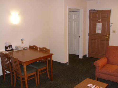Imagen de la habitación del Hotel Staybridge Suites Wilmington-newark. Foto 9
