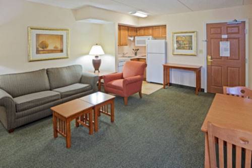 Imagen de la habitación del Hotel Staybridge Suites Wilmington-newark. Foto 10