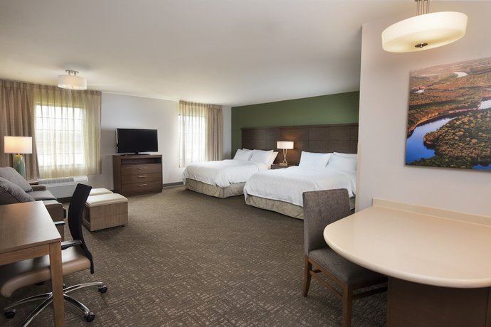 Imagen de la habitación del Hotel Staybridge Suites Wisconsin Dells - Lake Delton, an IHG. Foto 5
