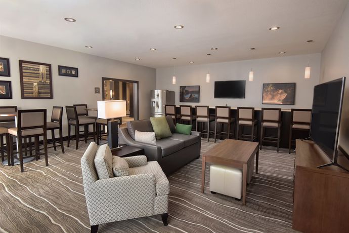 Imagen de los interiores del Hotel Staybridge Suites Wisconsin Dells - Lake Delton, an IHG. Foto 20