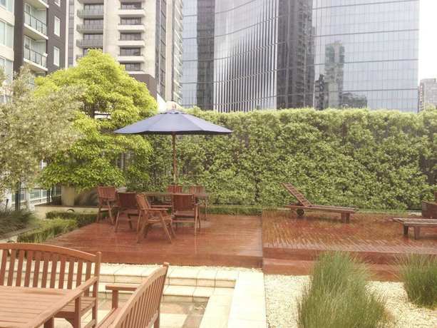 Imagen del bar/restaurante del Hotel Staycentral - Cityside On Whiteman. Foto 3