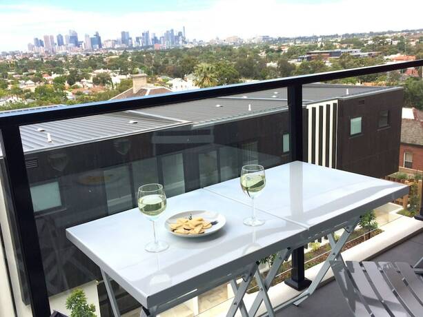 Imagen del bar/restaurante del Hotel Staycentral - Northcote Hill Penthouse. Foto 17