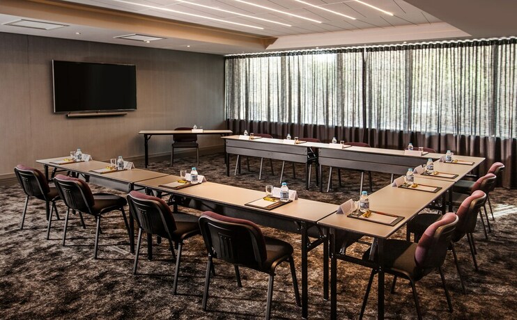 Imagen de los interiores del Hotel Stayeasy Cape Town City Bowl. Foto 24