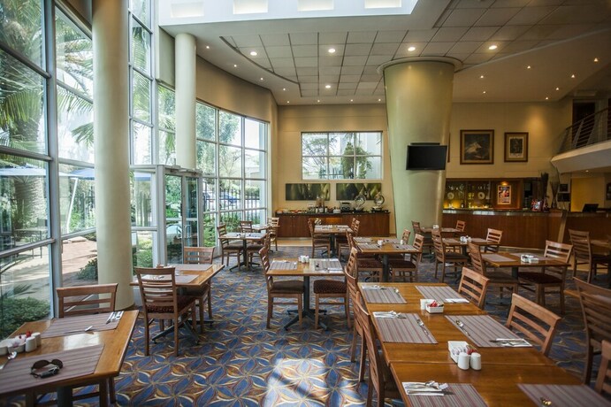 Imagen del bar/restaurante del Hotel Stayeasy Pretoria. Foto 19