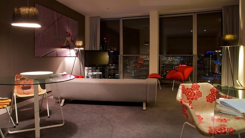 Imagen de la habitación del Hotel Staying Cool At Rotunda. Foto 4