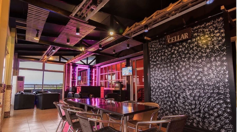 Imagen del bar/restaurante del Hotel Staylite. Foto 6