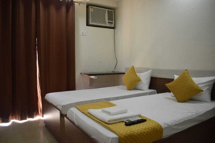 Imagen de la habitación del Hotel Stayllions. Foto 2