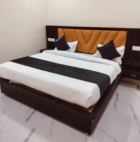 Imagen de la habitación del Hotel Staylo Abhinandan Palace. Foto 8
