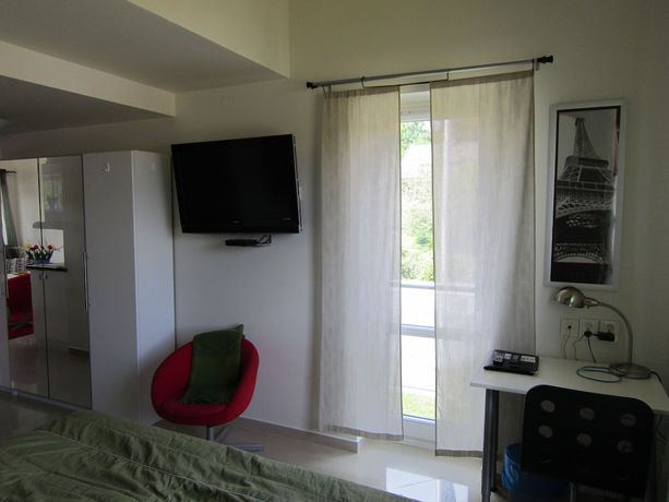 Imagen de la habitación del Hotel Staylong. Foto 14