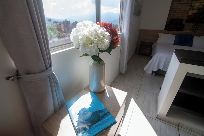 Imagen de la habitación del Hotel Staynova Acogedor Loft en El poblado. Foto 2