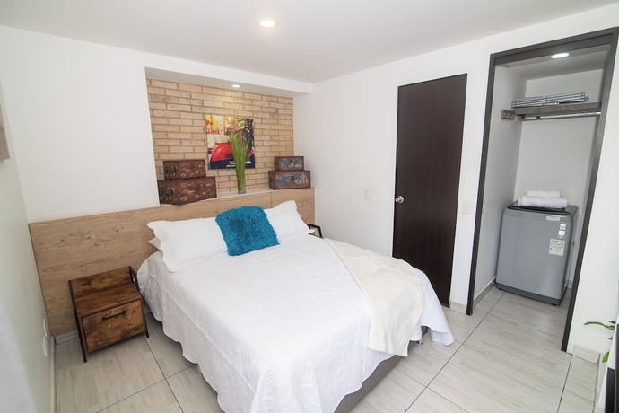 Imagen de la habitación del Hotel Staynova Acogedor Loft en El poblado. Foto 16
