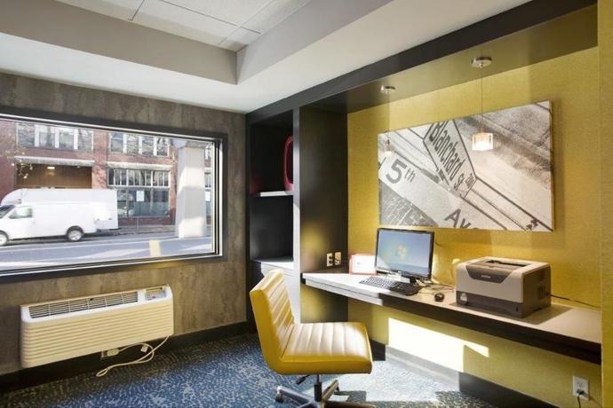 Imagen de los interiores del Hotel Staypineapple, Five, Downtown Seattle. Foto 11