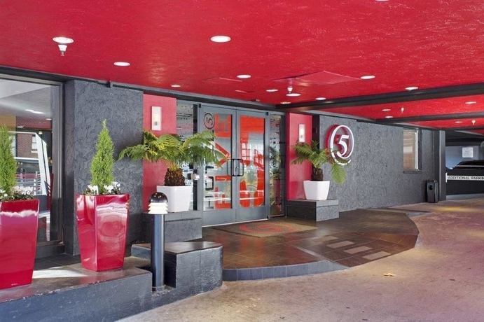 Imagen de los exteriores del Hotel Staypineapple, Five, Downtown Seattle. Foto 10